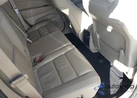 2015 Jeep Grand Cherokee Limited z USA, uszkodzony, nr VIN 1C4RJFBG3FC821571